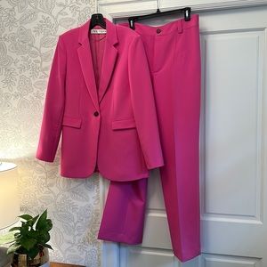 Zara fuchsia suit. Size large: one button blazer and Francoise pants